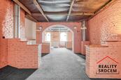 Pronájem komerčního prostoru, 152 m2, ul. Pobialova, Ostrava, cena 9900 CZK / objekt / měsíc, nabízí DĚLÁME REALITY SRDCEM