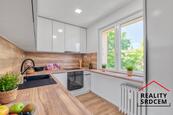 Pronájem moderního bytu 3+1, 72m2, ul. Josefa Suka, Frýdek-Místek, cena 21900 CZK / objekt / měsíc, nabízí 