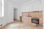 Pronájem pěkného bytu 1+1, 40 m2, ul. Pobialova, Ostrava, cena 9000 CZK / objekt / měsíc, nabízí DĚLÁME REALITY SRDCEM