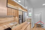Podnájem zrekonstruovaného mezonetu 3+kk s balkónem, 82 m2, tř. T. G. Masaryka, Frýdek-Místek, cena 17000 CZK / objekt / měsíc, nabízí 