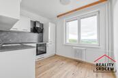 Pronájem nově zrekonstruovaného bytu 3+1 s lodžií, 75 m2, ul. Lumírova, Ostrava-Výškovice, cena 13349 CZK / objekt / měsíc, nabízí 