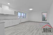 Pronájem bytu pro seniory 2+kk, ul. Radotínská, Bílovec , cena 17000 CZK / objekt / měsíc, nabízí DĚLÁME REALITY SRDCEM