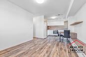 Pronájem moderního bytu 2+kk s balkónem, 42 m2, ul. A. Hrdličky, Ostrava - Poruba, cena 12900 CZK / objekt / měsíc, nabízí 