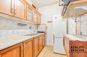 Podnájem družs. bytu o velikosti 1+kk/31 m2 na ul. Květinová, Orlová - Lutyně, cena 7500 CZK / objekt / měsíc, nabízí DĚLÁME REALITY SRDCEM