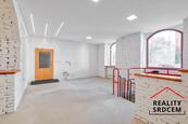 Pronájem komerčního prostoru, 167 m2, ul. Pobialova, Ostrava centrum, cena 18000 CZK / objekt / měsíc, nabízí DĚLÁME REALITY SRDCEM