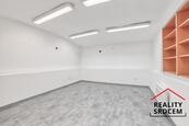 Pronájem nebytového prostoru, 52 m2, tř. T. G. Masaryka, Frýdek-Místek, cena 15000 CZK / objekt / měsíc, nabízí 
