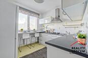 Podnájem družs. bytu o velikosti 3+1+lodžie/79 m2 na ul. U Lesa, Karviná - Ráj, cena 10820 CZK / objekt / měsíc, nabízí 