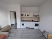 Dlouhodobý pronájem bytu 1+1, cena 11000 CZK / objekt / měsíc, nabízí 