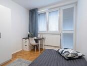 Pronájem pokoje 8,6m2 s lodžií, Ústí - Hradební, cena 7200 CZK / objekt / měsíc, nabízí Klára Kyliánková