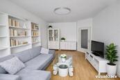 Zařízený byt 2+kk 49 m² s balkonem a klimatizací Odolena Voda, cena 16986 CZK / objekt / měsíc, nabízí 