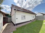 Pronájem rodinného domu 3+1, Zlonín, Praha - východ, cena 30000 CZK / objekt / měsíc, nabízí 