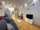 Pronájem plně vybaveného bytu 1+kk 27 m s balkónem, Jablonec nad Nisou, cena 11500 CZK / objekt / měsíc, nabízí REALTY MASTERS s.r.o.