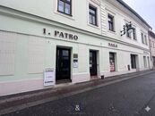 Pronájem komerčních prostor 33 m, Česká Lípa, cena 11000 CZK / objekt / měsíc, nabízí S&L a partners s.r.o.