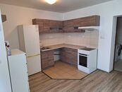PRA20033604 Byt 1+kk 34 m2 s parkováním v obci Přáslavice, cena 8500 CZK / objekt / měsíc, nabízí 
