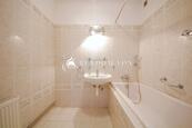 Byt 2+kk, 60 m2, Horní náměstí, Znojmo, cena 11000 CZK / objekt / měsíc, nabízí 