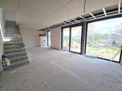 Prode RD 4kk 150m2, zahrada 186m2, pozemek 301m2, K Úvozu Brodce, zahrada, garáž, parkovací stání, cena 4990000 CZK / objekt, nabízí 