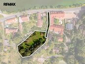 Prodej stavebního pozemku o celkové rozloze 2.699 m ve Štiříně, Praha východ, cena 12990000 CZK / objekt, nabízí Denisa Dřevěná