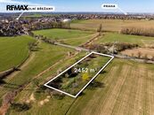 Na prodej oplocený pozemek 2.452 m2 pro zemědělské podnikání, Dolní Břežany, Praha - západ, cena 5900000 CZK / objekt, nabízí 