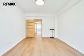 Pronájem moderně zrekonstruovaného bytu 73 m, Amurská, Praha 10 - Vršovice, cena 28500 CZK / objekt / měsíc, nabízí Denisa Dřevěná