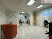 Prodej, Prostory a objekty pro obchod a služby, Ostrov, cena 930000 CZK / objekt, nabízí Dumrealit.cz