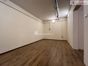 Pronájem, Skladové prostory, Praha 3, cena 12000 CZK / objekt / měsíc, nabízí Dumrealit.cz