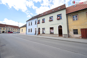 Pronájem, Prostory a objekty pro obchod a služby, Třeboň, cena 10800 CZK / objekt / měsíc, nabízí