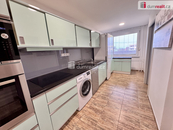 Pronájem, Byt 3+1, Praha 8, cena 25000 CZK / objekt / měsíc, nabízí 