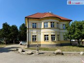 Pronájem, Administrativní prostory a objekty, Veltrusy, cena 6500 CZK / objekt / měsíc, nabízí 