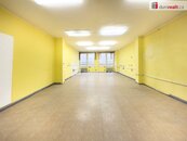 Pronájem, Prostory a objekty pro obchod a služby, České Budějovice, cena 4875 CZK / objekt / měsíc, nabízí 