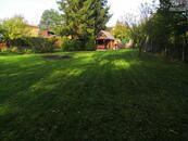 K prodeji chata ( 20 m2) se zahradou (566 m2) v obci Hrob