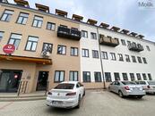 K pronájmu kancelářské / komerční prostory (1.480 m2), Meziboří, Okružní 129., cena cena v RK, nabízí 