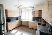 Rodinný dům 4+1 s garáží, obec Žíželice, kat. území Žiželice u Žatce, cena 3499900 CZK / objekt, nabízí 