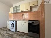 Pronájem bytu 2 + 1 s lodžií, ul. Jaroslava Vrchlického, Most, 54 m2, cena 10900 CZK / objekt / měsíc, nabízí 