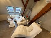 Prodej podkrovního bytu 4+1+T, ul. Mikoláše Alše, cena 4599900 CZK / objekt, nabízí 