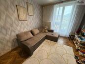 Byt 2+1+B, ul. tř. Budovatelů, cena 12000 CZK / objekt / měsíc, nabízí 