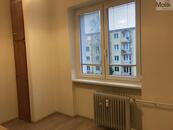 Pronájem bytu 2 + 1 s balkónem, ul. Zdeňka Štěpánka, Most, 53 m2, cena 10500 CZK / objekt / měsíc, nabízí 
