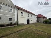 Prodej rodinného domu se zahradou 782 m2, obec Kozly u Loun