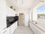 K podnájmu družstevní byt 3+1+L (70 m2) ulice Gagarinova 1428, Teplice, cena 17000 CZK / objekt / měsíc, nabízí 