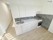 Prodej bytu 1+1, 37m2, V. Nezvala, Most, cena 1950000 CZK / objekt, nabízí 