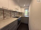 Byt 3+1, ul. Ladova, Litvínov, cena 12500 CZK / objekt / měsíc, nabízí 