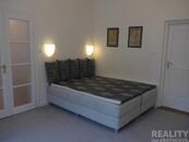 Pronájem bytu 2+1, 52m2, půda, sklep, Maltézské náměstí, Praha 1, Malá Strana., cena 29900 CZK / objekt / měsíc, nabízí Jan Kratochvíl