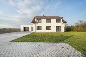 Prodej domu 5+kk - 228 m, pozemek 1348 m, Žižice - Osluchov, okres Kladno, cena 19490000 CZK / objekt, nabízí 