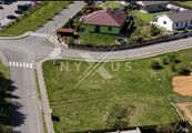Stavební pozemek 1329 m s možností výstavby dvojdomu, Kaštanová, Sulice, cena 14560000 CZK / objekt, nabízí 