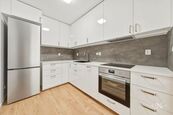 Pronájem rodinného domu 5+kk - 324 m, pozemek 287 m, Pod Areálem, Praha 10 - Štěrboholy, cena 47000 CZK / objekt / měsíc, nabízí Nexus Reality s.r.o.