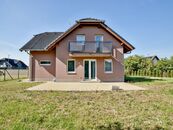 Pronájem rodinného domu 138 m + garáž + pozemek 1024 m, Datlová, Postřižín, cena 45000 CZK / objekt / měsíc, nabízí 