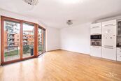 Pronájem bytu 5+kk 122 m, 2x balkón a 2x garážové stání, Mattioliho, Praha 10 Záběhlice, cena 38000 CZK / objekt / měsíc, nabízí 