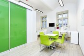 Pronájem luxusní samostatné kanceláře v reprezentativním projektu 