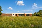 Stavební pozemek 1 777 m2 v obci Horní Lhota., cena 2900000 CZK / objekt, nabízí 