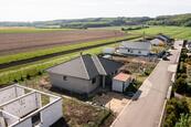 Prodej přízemního rodinného domu, Kolomuty, okr. Mladá Boleslav, cena 11500000 CZK / objekt, nabízí 