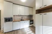 Krásný 1+kk/30m2, Nusle, cena 25400 CZK / objekt / měsíc, nabízí 